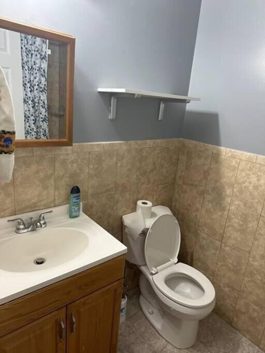 Bathroom 3, Glamour Room C 6mins to Newark Liberty, Newark