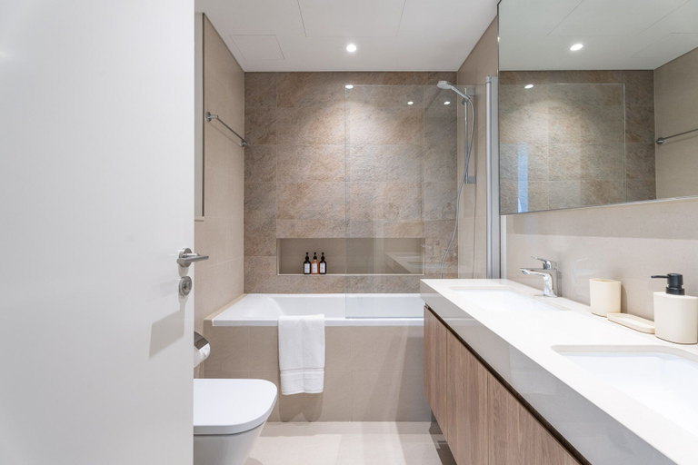 Bathroom 5, Nasma Holiday Homes - Downtown Views II, Dubai