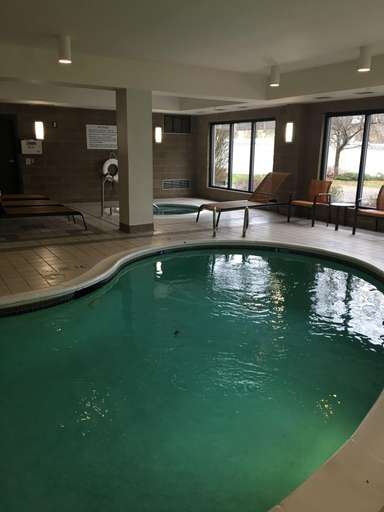 Sport & Beauty 5, Courtyard by Marriott Newburgh Stewart Airport, Orange