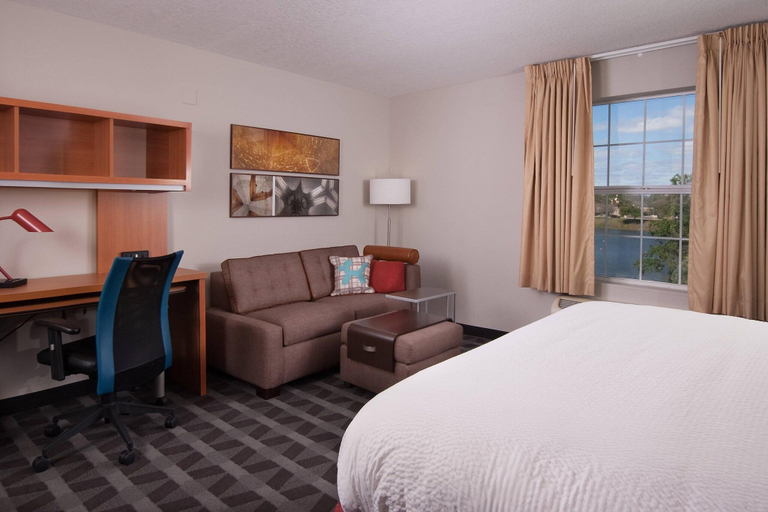 Bedroom 3, TownePlace Suites The Villages, Lake