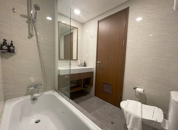 Bathroom 28