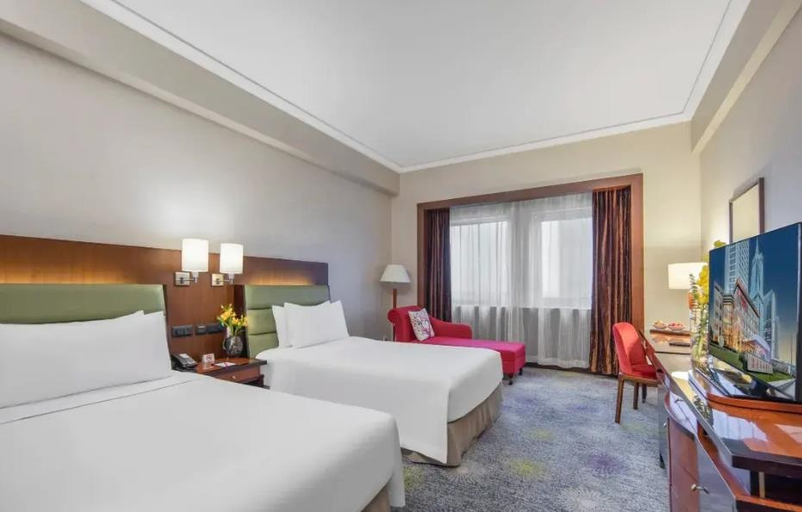 Bedroom 3, Ramada Plaza by Wyndham Pudong, Shanghai
