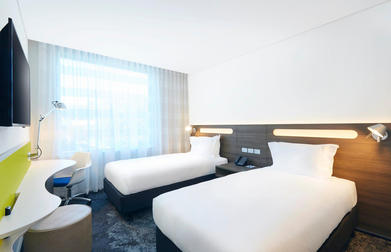 Bedroom 27