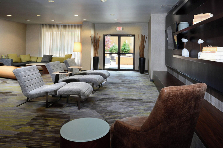 Public Area, Courtyard by Marriott Beckley, Raleigh