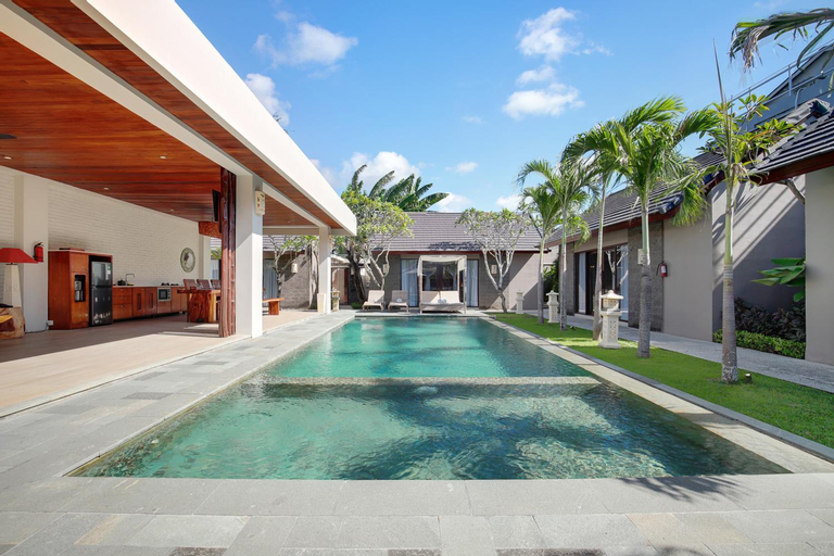 Swimming Pool 19