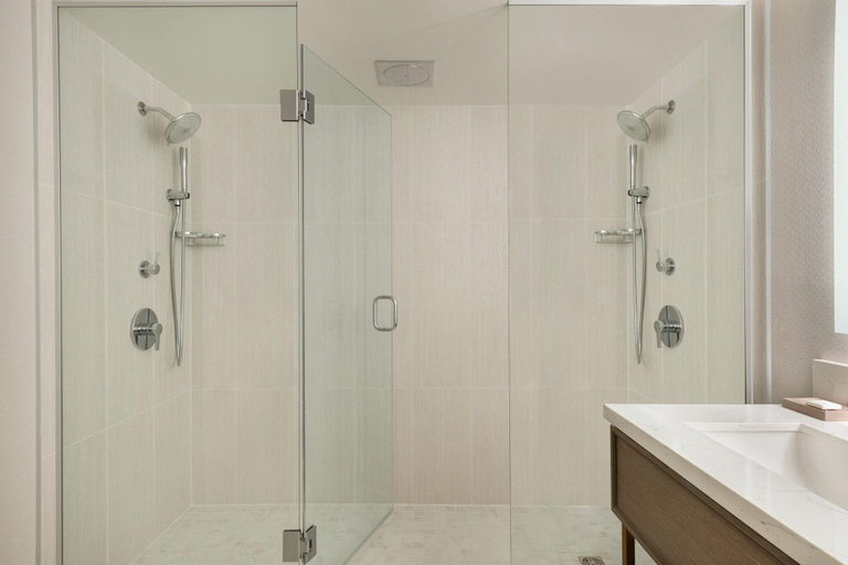 Bathroom 4, Sheraton Madison Hotel, Dane