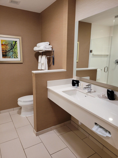 Bathroom 5, Fairfield Inn & Suites Butte, Silver Bow