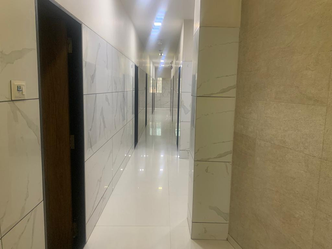Public Area, Hotel Royal Residency, Mumbai Suburban