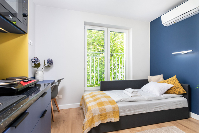 Bedroom 2, Smart Apartments- Old Town Train Station, Kraków City