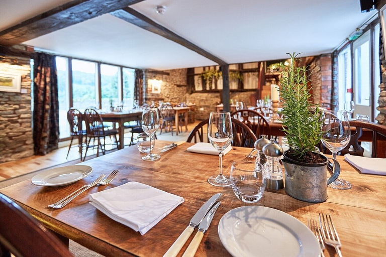 Food & Drinks 5, The Riverside at Aymestrey, Herefordshire