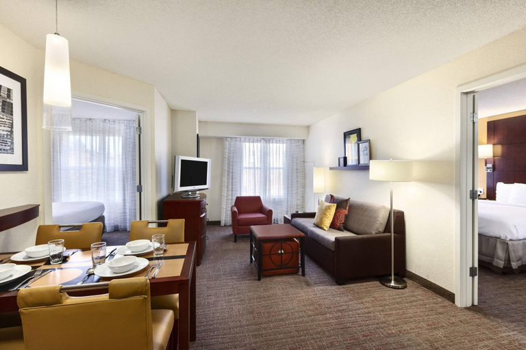 Bedroom 3, Residence Inn Greensboro Airport, Guilford