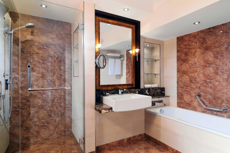Bathroom 5, Sheraton Cairo Hotel Towers And Casino, Ad-Duqi