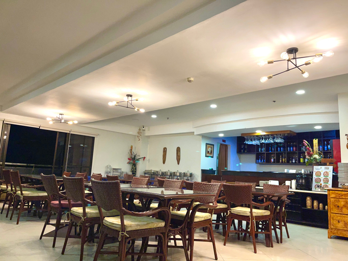 Food & Drinks 5, Palmbeach Resort & Spa, Mactan, Lapu-Lapu City