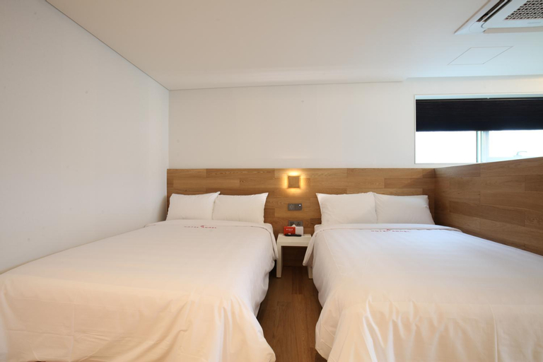 Bedroom 15
