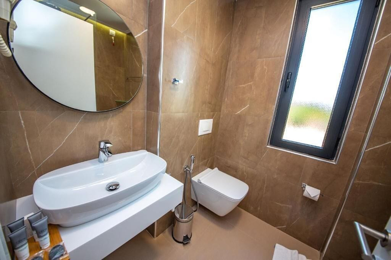 Bathroom 3, Olive Hotel Ksamil, Sarandës
