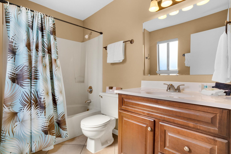 Bathroom 4, Chateau La Mer II #904, Walton