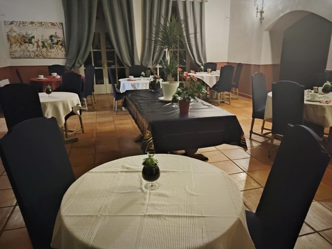 Food & Drinks 2, Chateau Saint-Martin, Aude