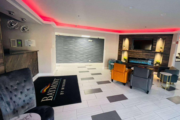 Public Area 2, Baymont by Wyndham Chicago/Calumet City, Cook