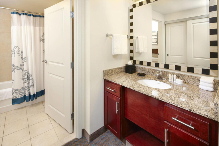 Bathroom 4, Residence Inn Columbus Downtown, Franklin