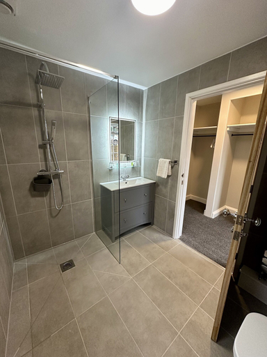 Bathroom 4, Pilgrim Hotel, Herefordshire
