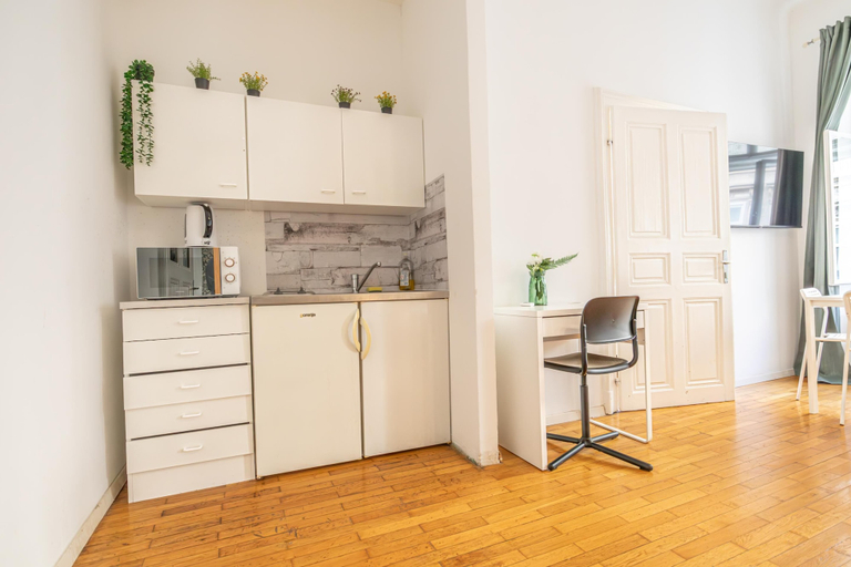 Others 4, Friendly 2BR Apt- Near Rennweg, Wien