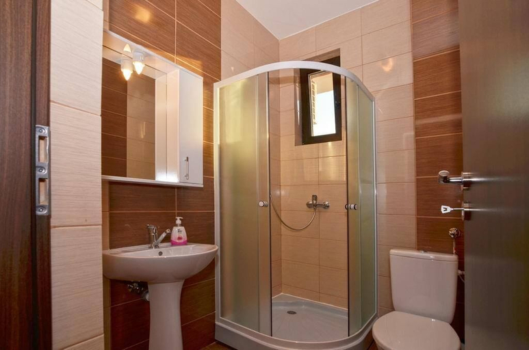 Bathroom 3, SUMMER REST, Navodari
