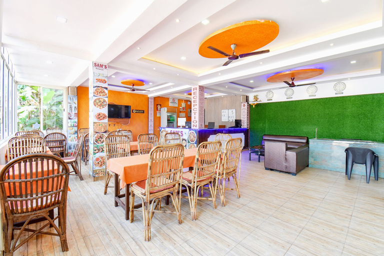 Food & Drinks 3, Fabexpress Shanel Beachside Resort, North Goa
