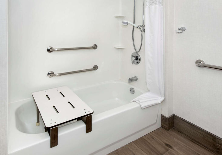 Bathroom 6