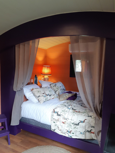 Bedroom 2, Rémy A Dit, Bouches-du-Rhône