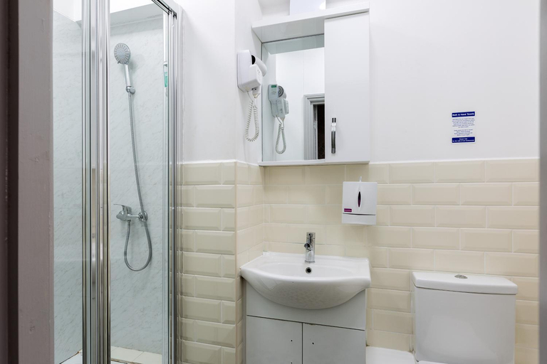 Bathroom 3, Central Hoxton Shoreditch, London