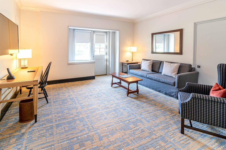 Bedroom 3, Williamsburg Lodge, Autograph Collection, Williamsburg