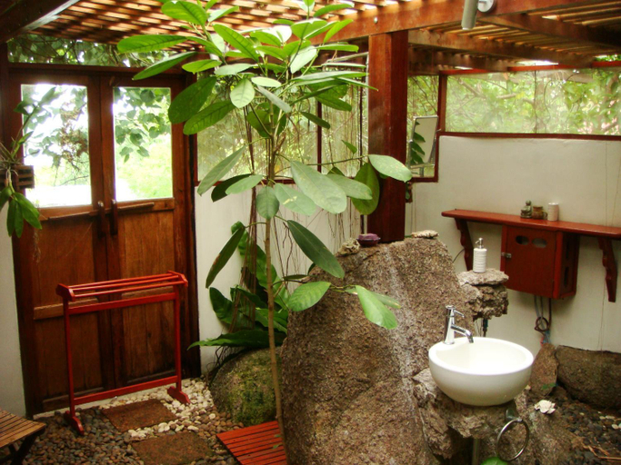 Bathroom 3, La Cigale, Ko Phangan