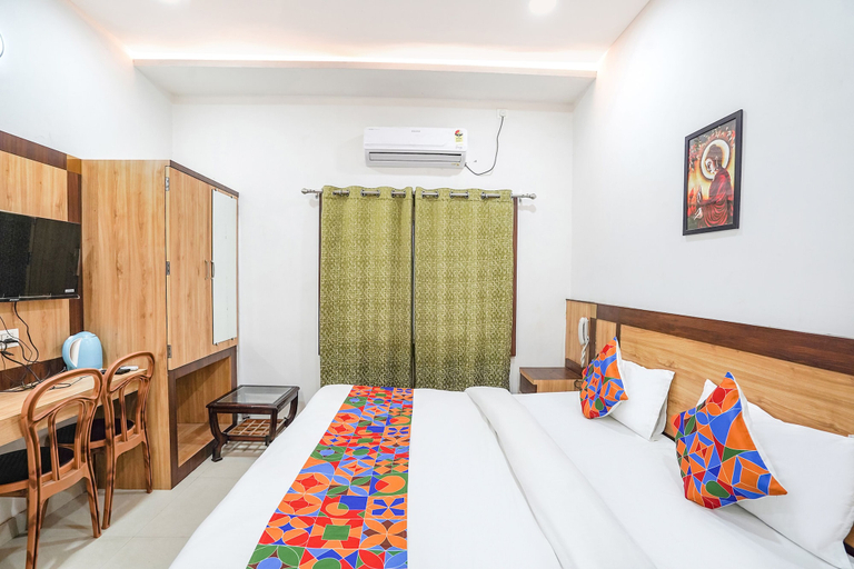 Bedroom 3, FabHotel Vairagi Inn - Nr. Bhojuveer Chauraha, Shivpur, Varanasi