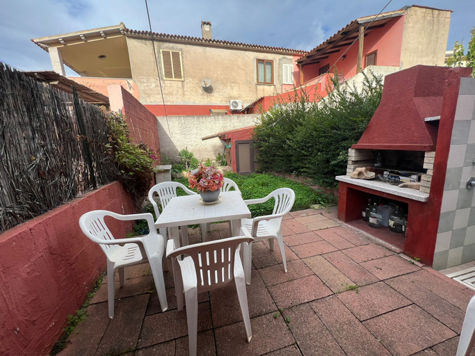 Garden, Trilocale Asfodeli M in Centro, Nuoro