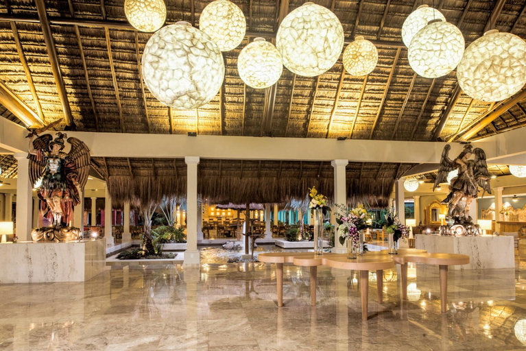 Public Area 5, Iberostar Waves Quetzal - All Inclusive, Cozumel