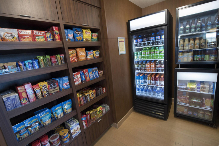 Food & Drinks 5, Fairfield Inn & Suites Scottsbluff, Scotts Bluff