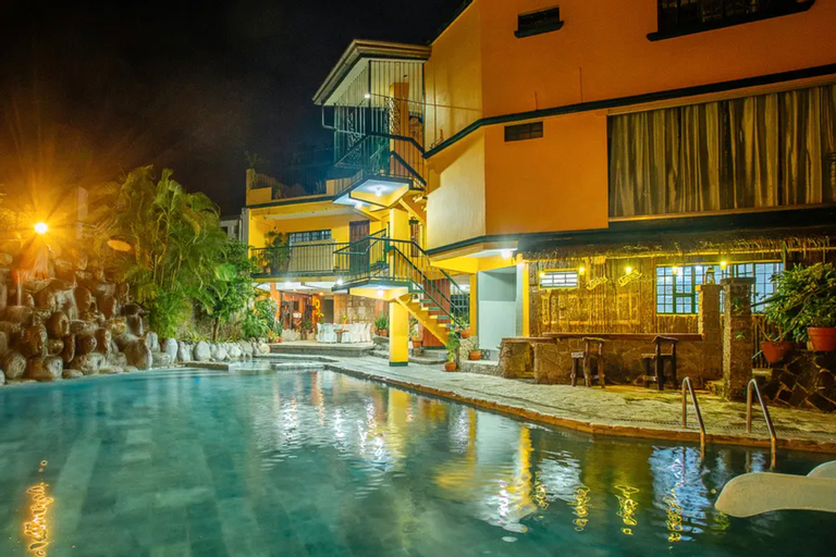 RedDoorz @ Yahweh Spring Retreat & Resort Laguna, Calamba City