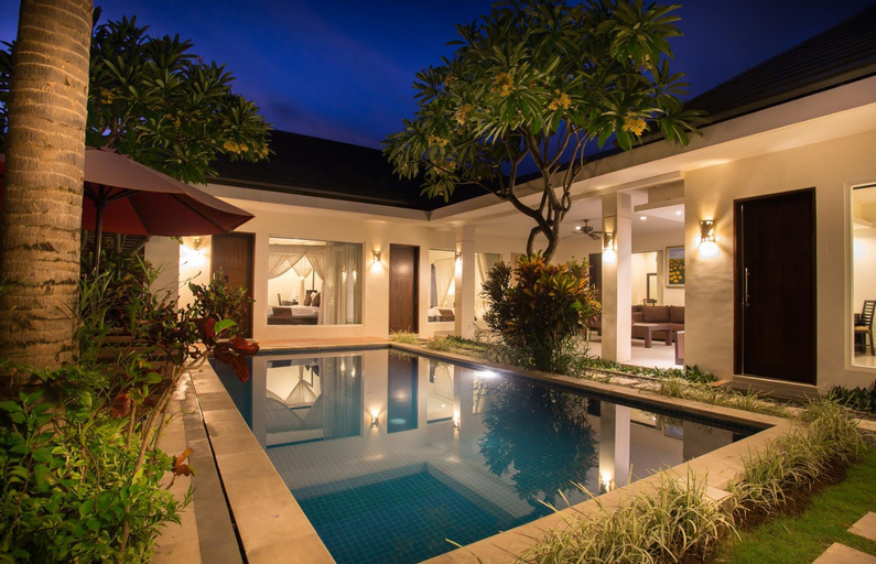 Swimming Pool 10