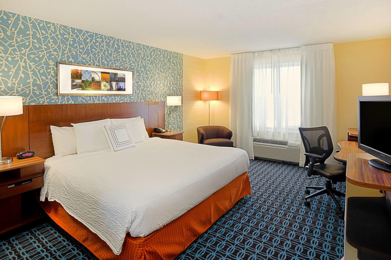 Bedroom 5, Fairfield Inn Suites By Marriott Chicago Southeast, Lake