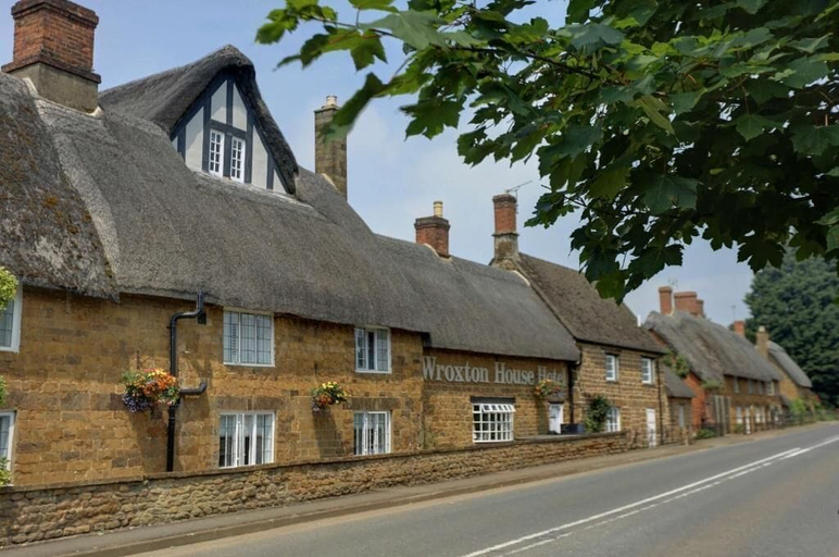 Exterior & Views 2, Banbury Wroxton House Hotel, Oxfordshire