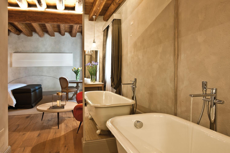 Bathroom 5, La Barchessa di Villa Pisani, Vicenza