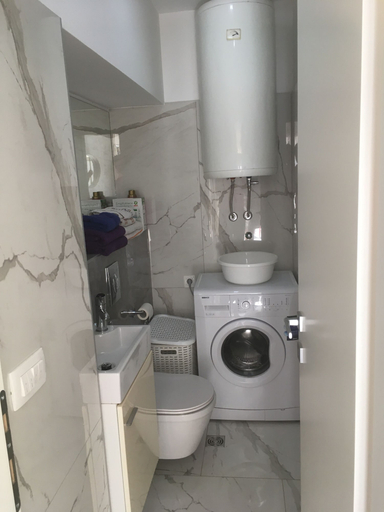 Bathroom 3, M House, Dubrovnik