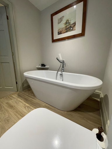 Bathroom 4, The Riverside at Aymestrey, Herefordshire