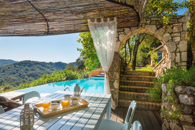 Others 5, Villa Melolia, Ionian Islands