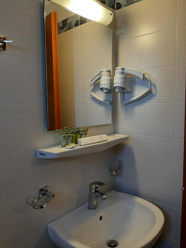 Bathroom 4, Agia Roumeli Hotel, Crete
