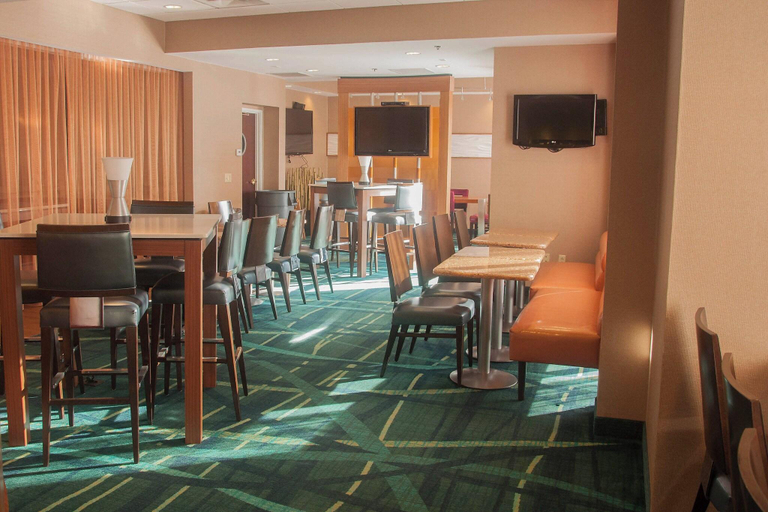 Food & Drinks 5, SpringHill Suites Pittsburgh Monroeville, Allegheny