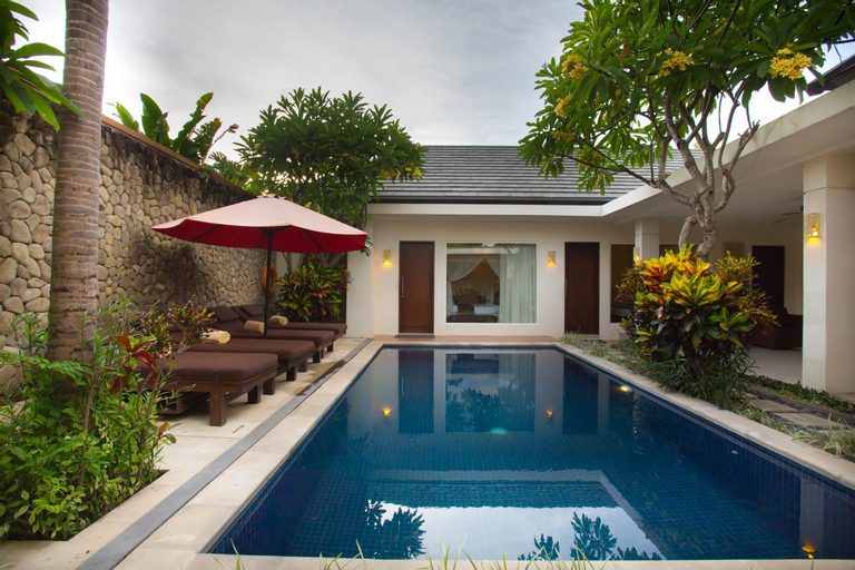 Swimming Pool 5