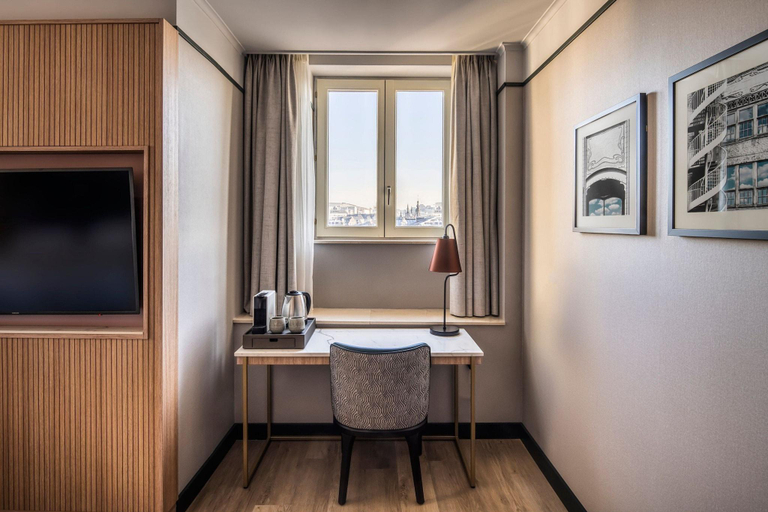 Bedroom 2, Brussels Marriott Hotel Grand Place, Bruxelles