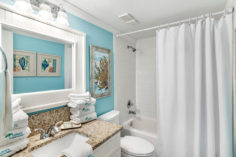 Bathroom 5, Summerchase 204, Baldwin