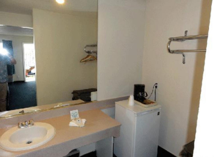 Bathroom 4, Bluelake Inn @ Heavenly Village, El Dorado
